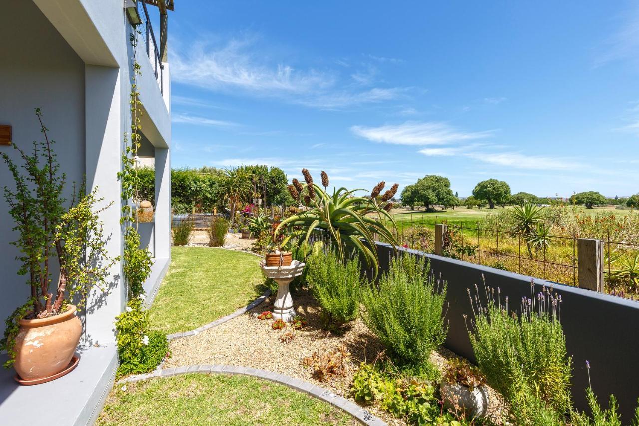 Le Mahi Guest House Langebaan Kültér fotó